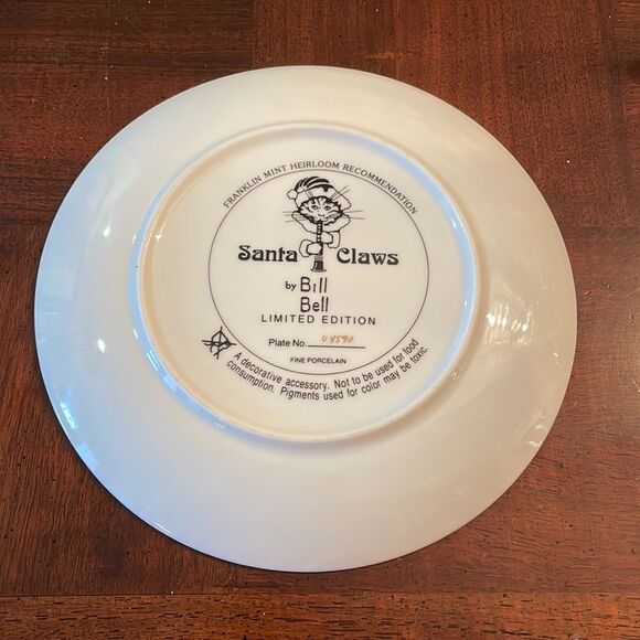 Christmas Cat Plate Santa Claws by Bill Bell Limited Edition Franklin Mint - Picture 4 of 5
